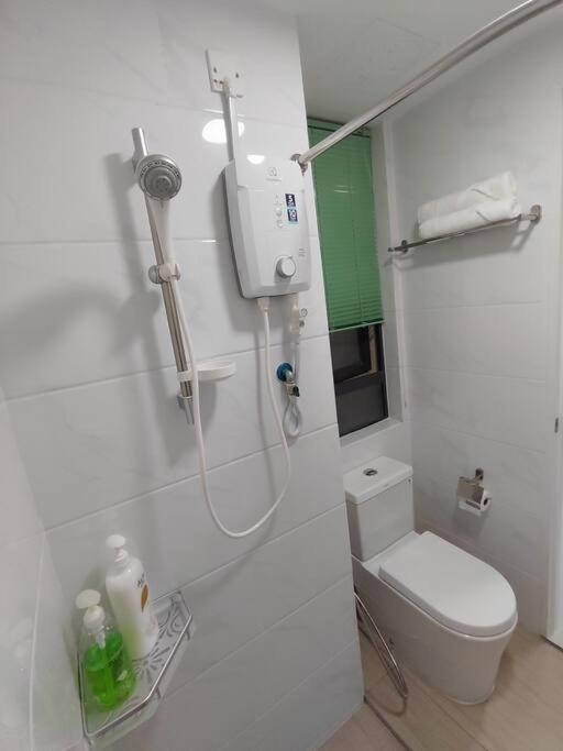 Central Park Homestay جوهر بهرو المظهر الخارجي الصورة