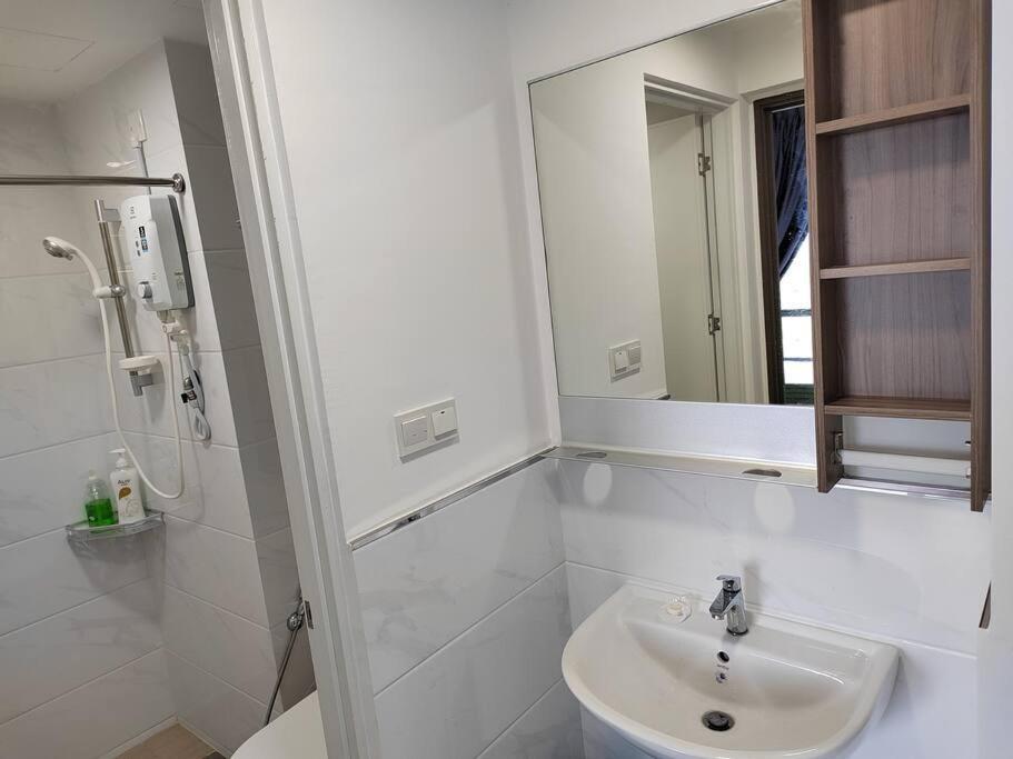 Central Park Homestay جوهر بهرو المظهر الخارجي الصورة